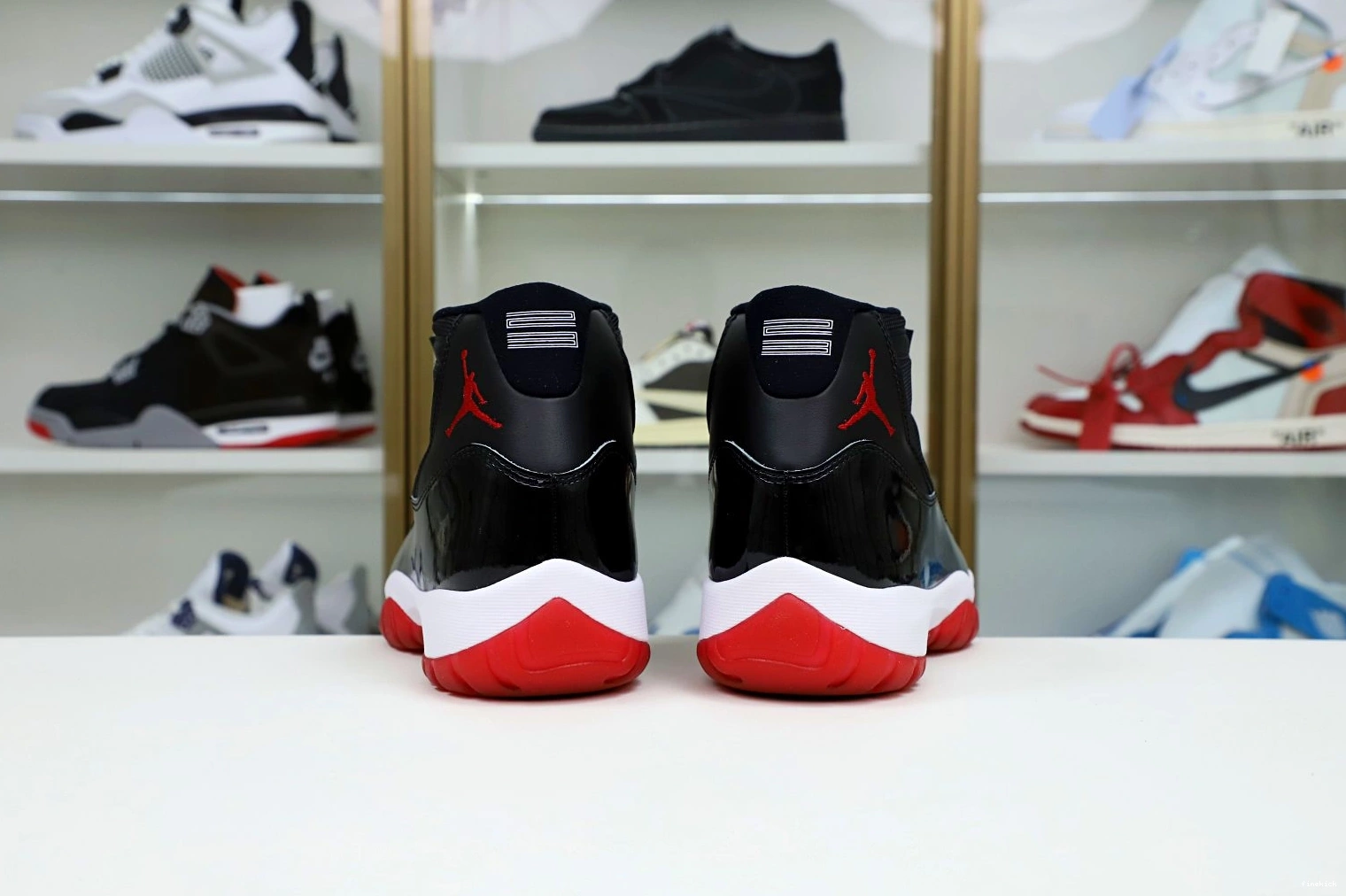 AIR 2019 RETRO JORDAN 'BRED' 11 1231